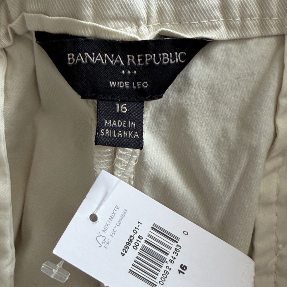 Banana Republic Women's Cream Straight Wide Leg Pants - Picture 2 of 9